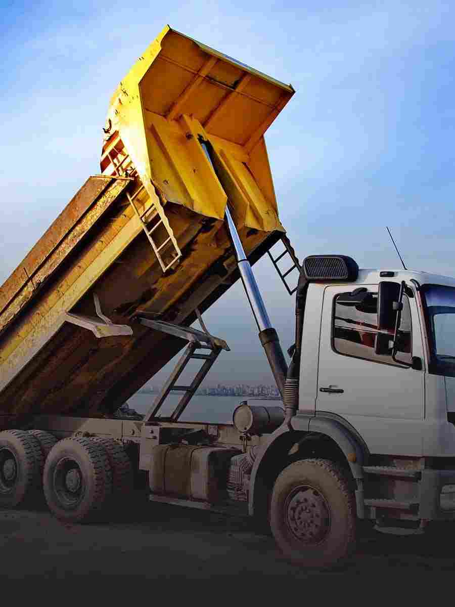 cell_trucks_01 https://tiberlogistics.com/wp-content/uploads/2017/08/cell_trucks_01.jpg